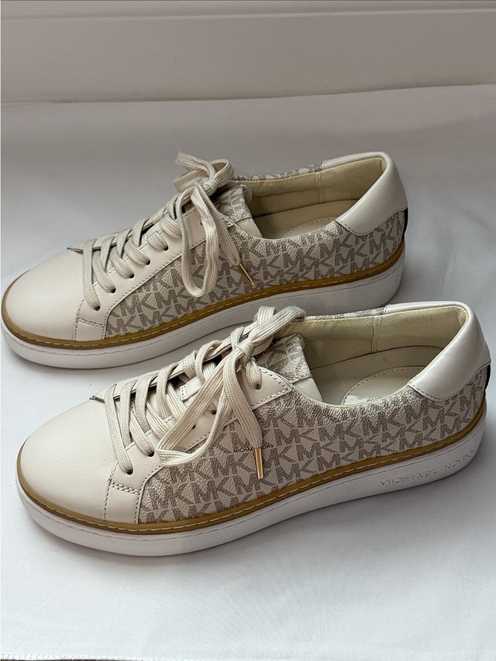 Michael Kors Cream Logo Lace-Up Sneakers. Size 8.5